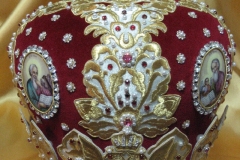 Μίτρα αρχιερατική βελούδο γκρενά 5